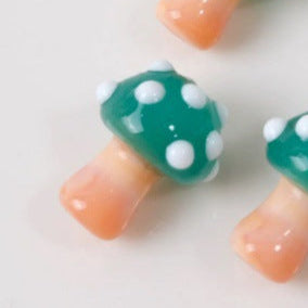 Wholesale Mushroom lamp crafted colored glass contrasting cute loose beads