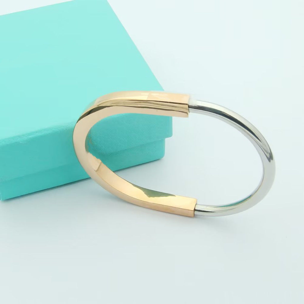 Wholesale Horseshoe Shaped Open Stainless Steel Bracelets