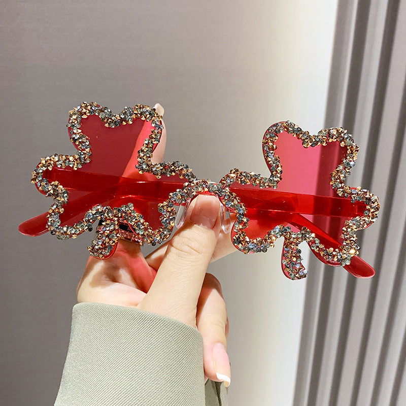 Wholesale Diamond Clover One-Piece Frameless Colorful Candy Colored Glasses