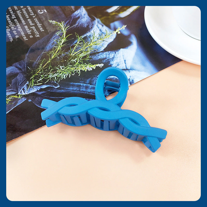 Wholesale Blue Plastic Hair Clips