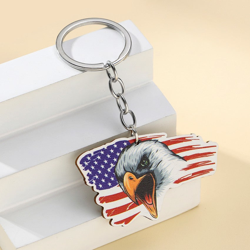 Día de la independencia al por mayor Flaja Americana Butterfly Eagle Wooden Keychain