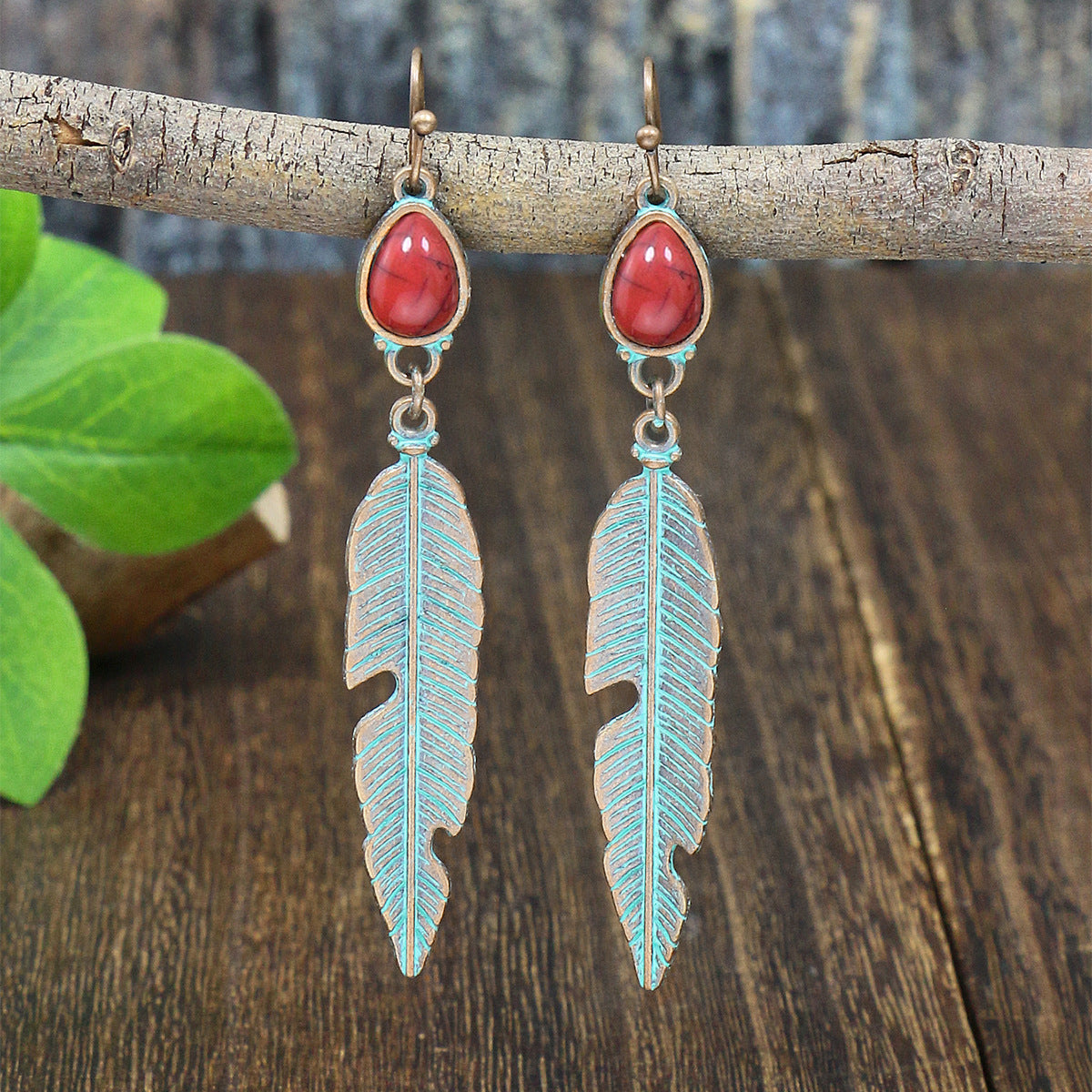 Wholesale Simple Retro Long Leaf Pendant Turquoise Earrings