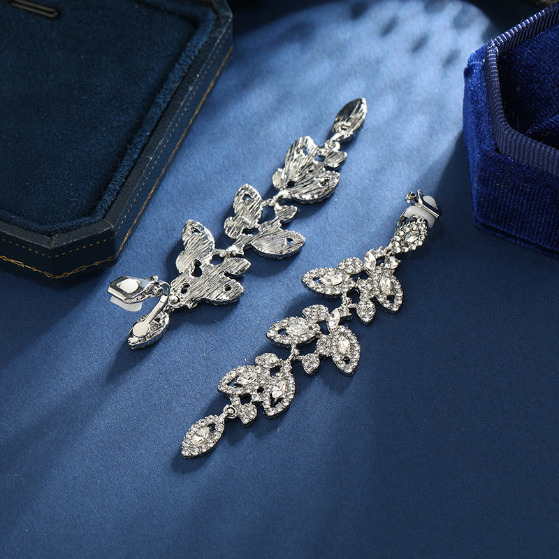 Wholesale Fashion Exaggerated Alloy Diamond Leaf Long Clip Earrings
