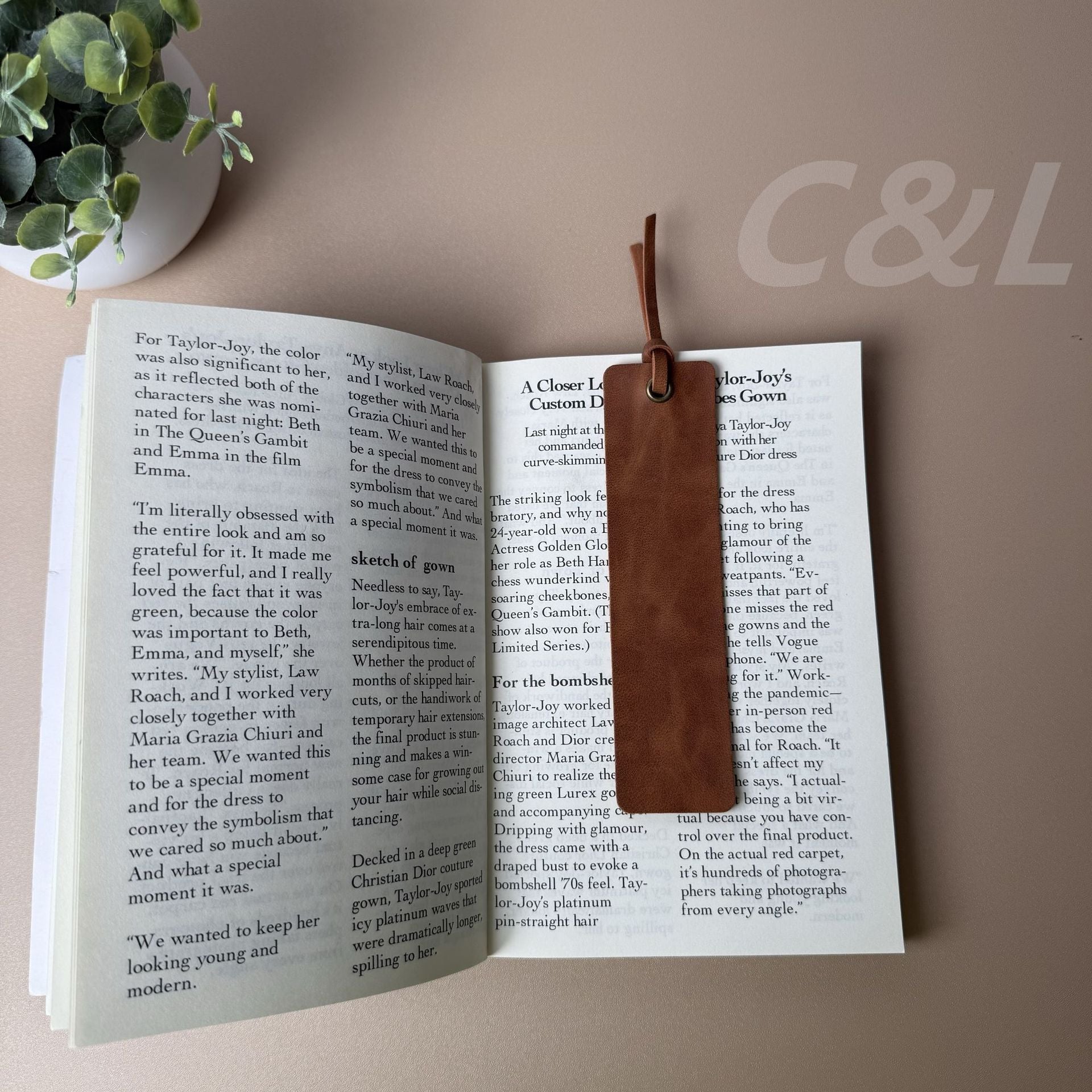 Wholesale explosion personalized leather bookmark