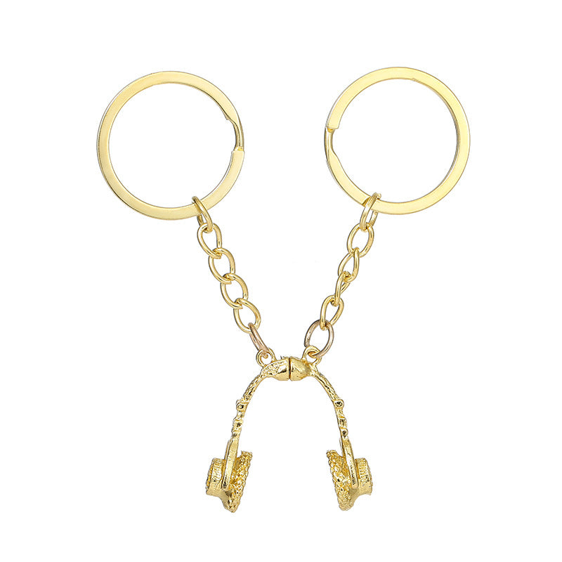 Wholesale Alloy Headphone Magnetic Stitching Couple Keychain