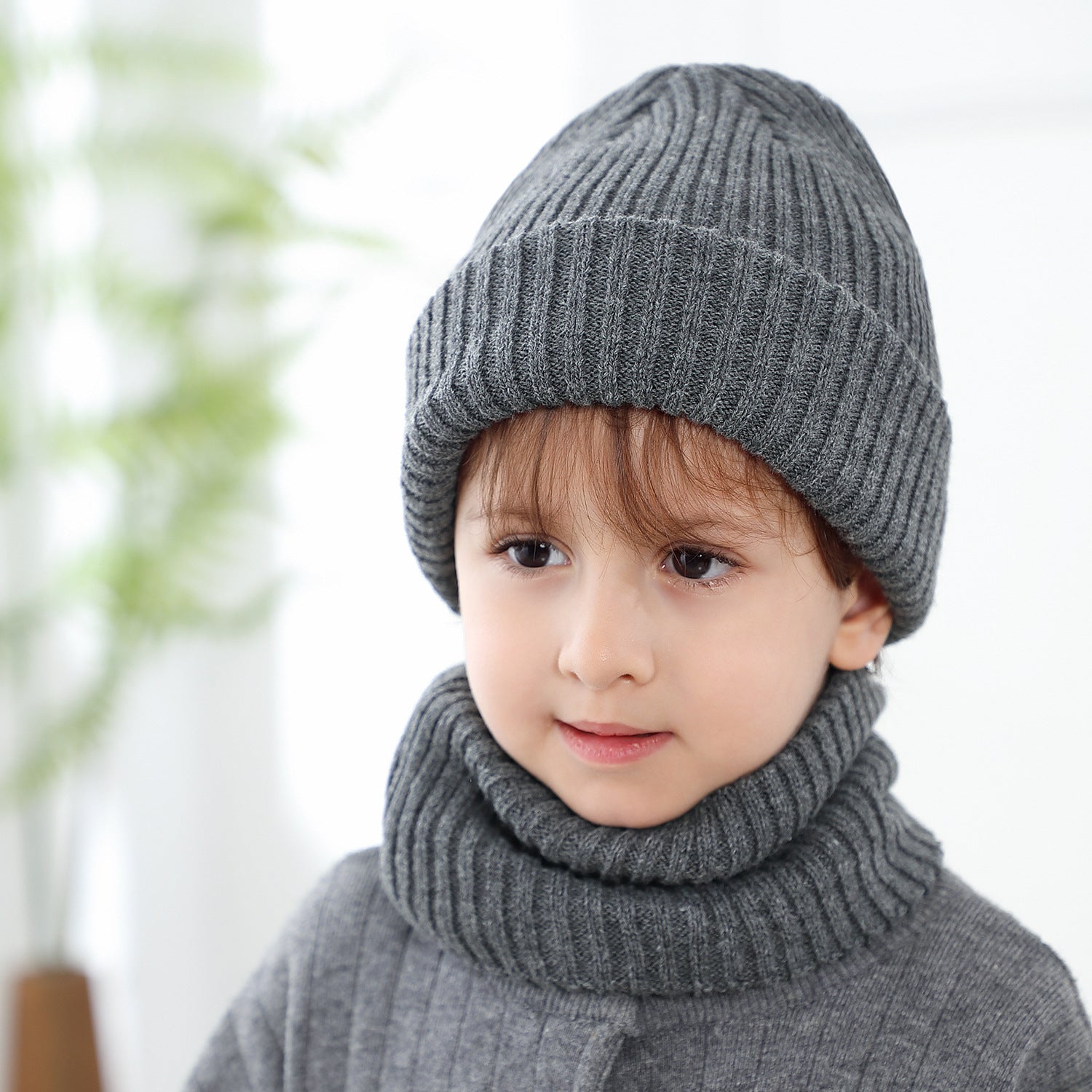 Wholesale Children' s autumn-winter striped knitted woolen hat
