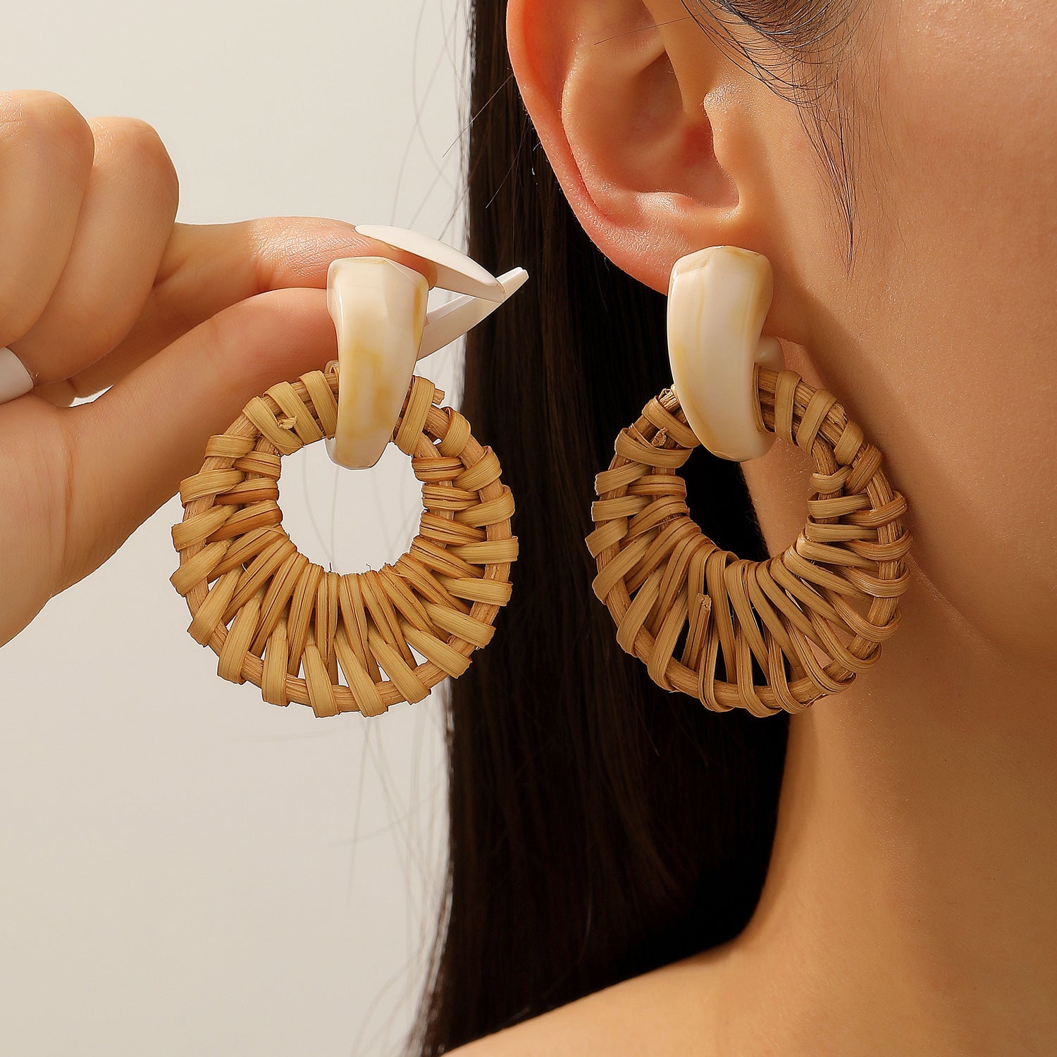 Wholesale Trendy Summer Vacation Hand Knit Raffia Flower Earrings For Women Golden Yellow Fashion Accessory Resale Gift