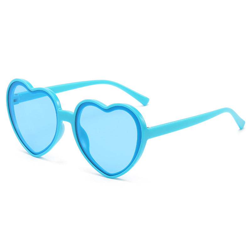 Wholesale Fashionable and classic heart sunglasses
