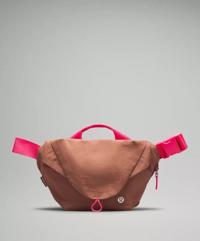 Wholesale Leisure sports crossbody magnetic fitness waist bag