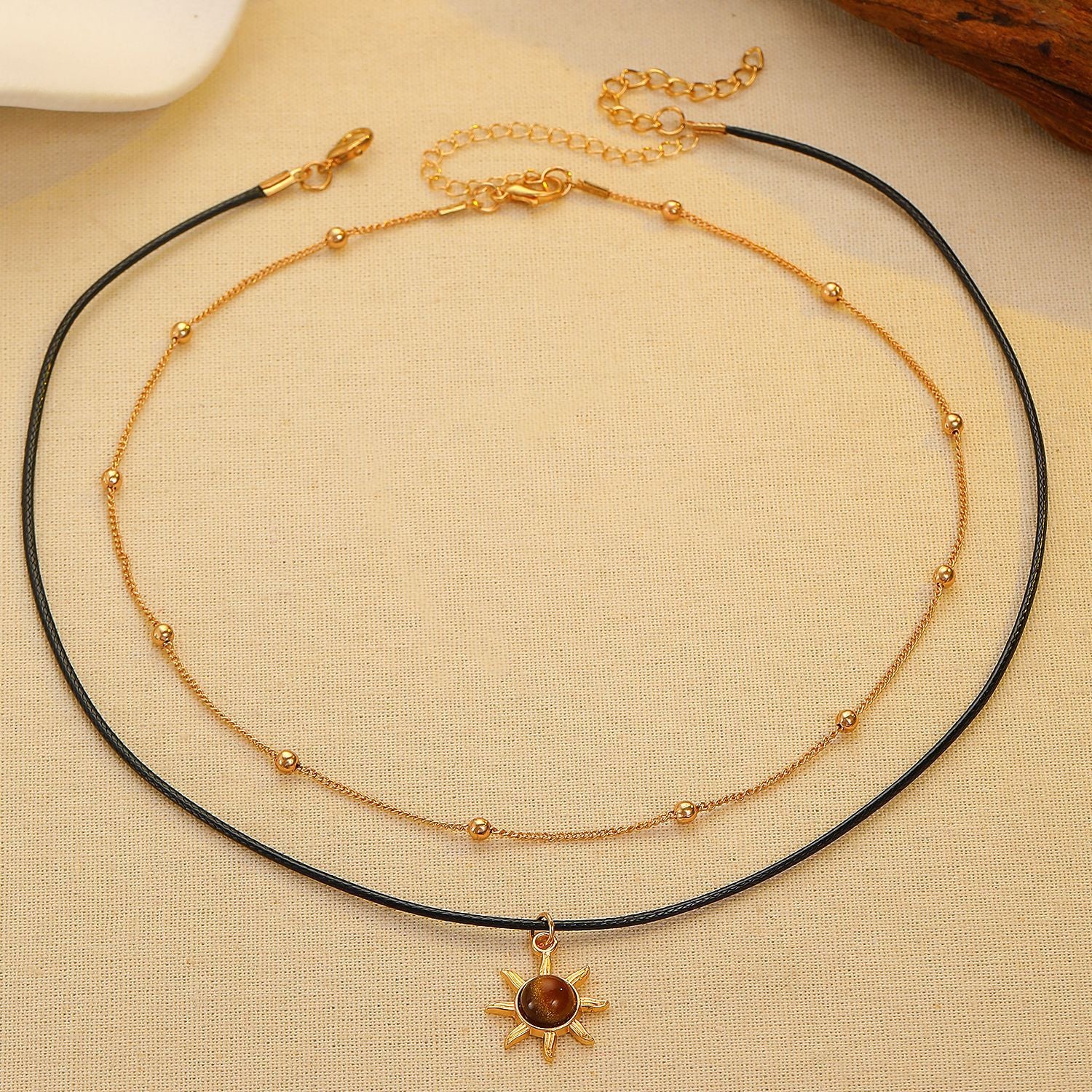 Wholesale Women' s golden sunflower tiger' s eye necklace