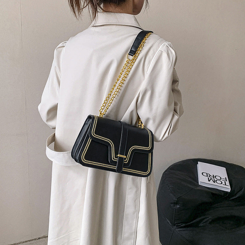 Wholesale 2023 Retro Contrast Color Chain Shoulder Crossbody Bag