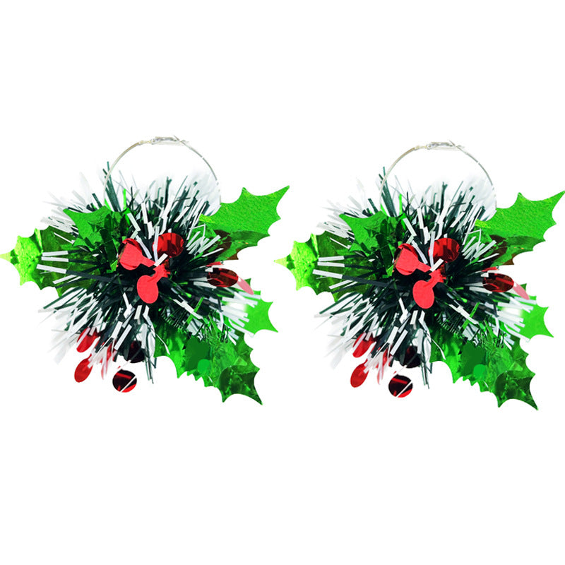 Wholesale 2 Pairs/pack Christmas Atmosphere: Smoke, Christmas Tree, Fruit Plant, Snow Drop Earrings