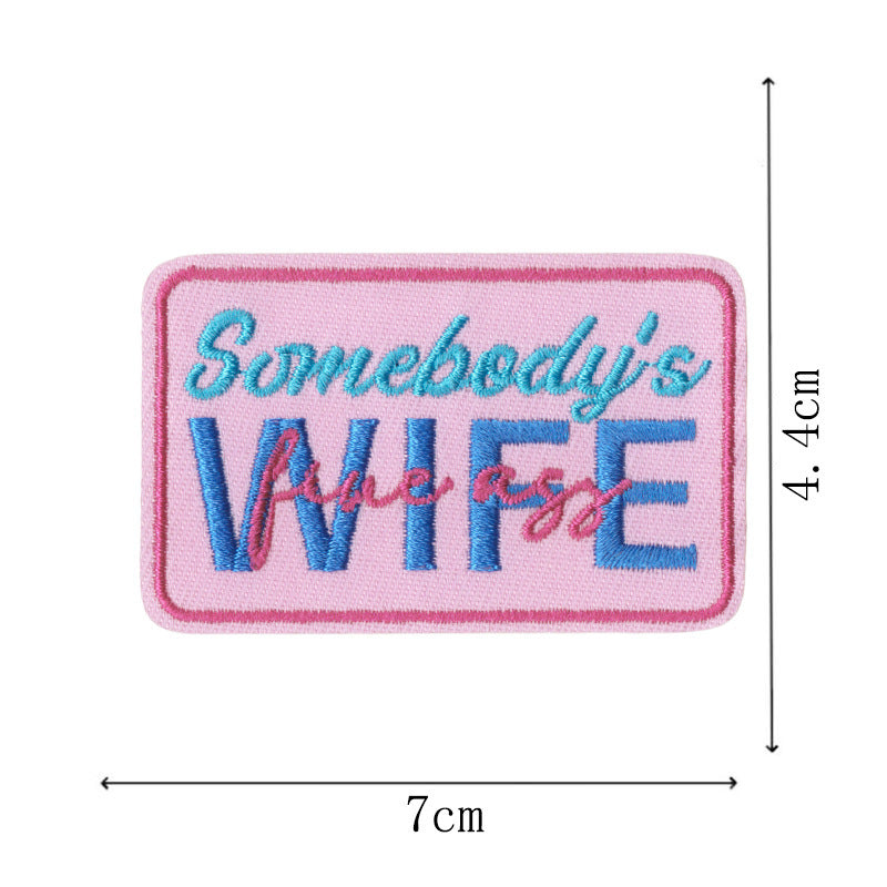 Wholesale Stylish Bar Theme Embroidered Patches Embroidery Thread Set Of 16 Cartoon Letter Badges For et DIY Scrapbook Fashion Accessory