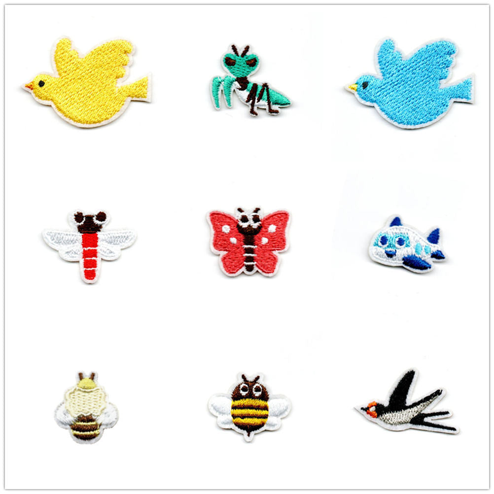 Wholesale Self Adhesive Embroidered Bird Butterfly Insect Patches Set Trendy DIY Decorative Accessory For Coats And Bags Gift Boutique Resale