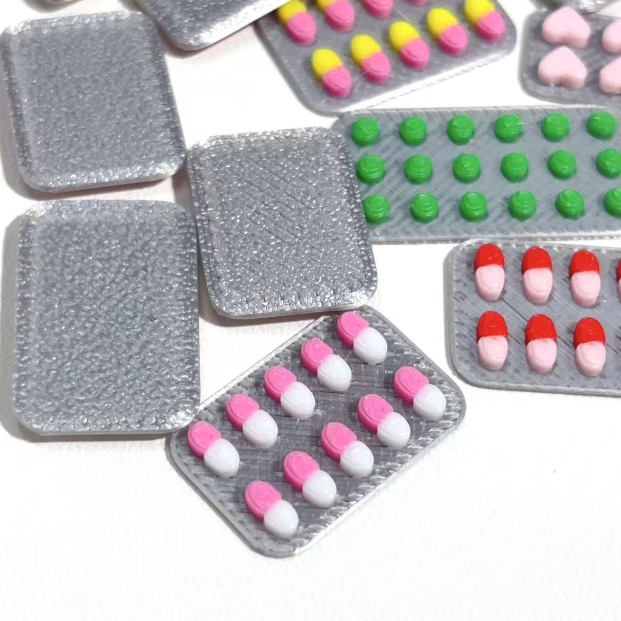 Wholesale 3pcs Miniature Mini Pocket Pill Model Toy Doll House