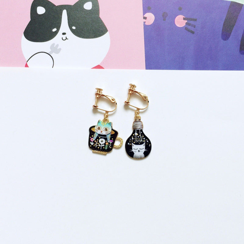 Wholesale Cartoon Cute Asymmetric Black and White Cat Earrings