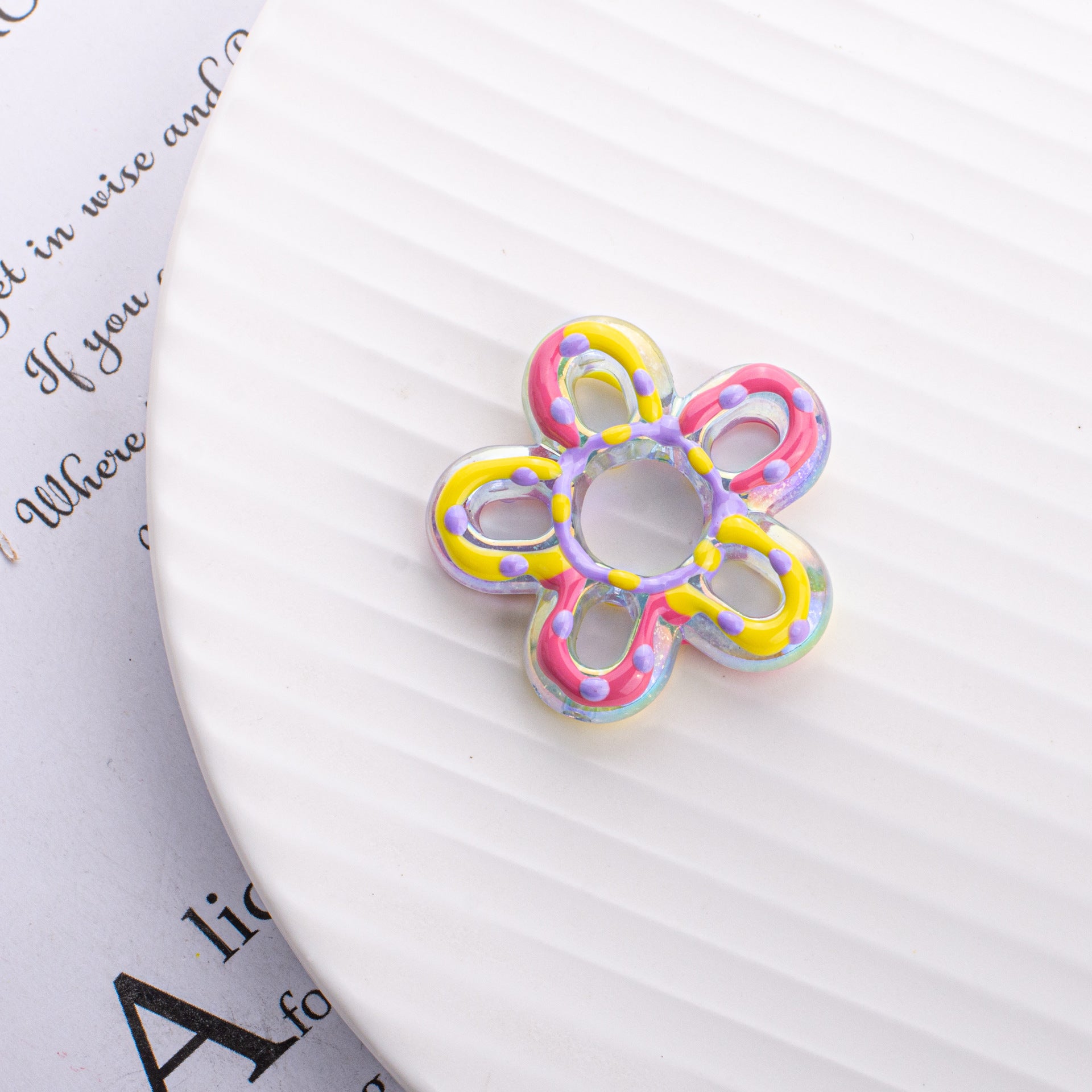 Wholesale Hollow Big Flower Color Hand-painted Acrylic Vertical Hole DIY Bracelet Bag Chain Car Hanging Accessories