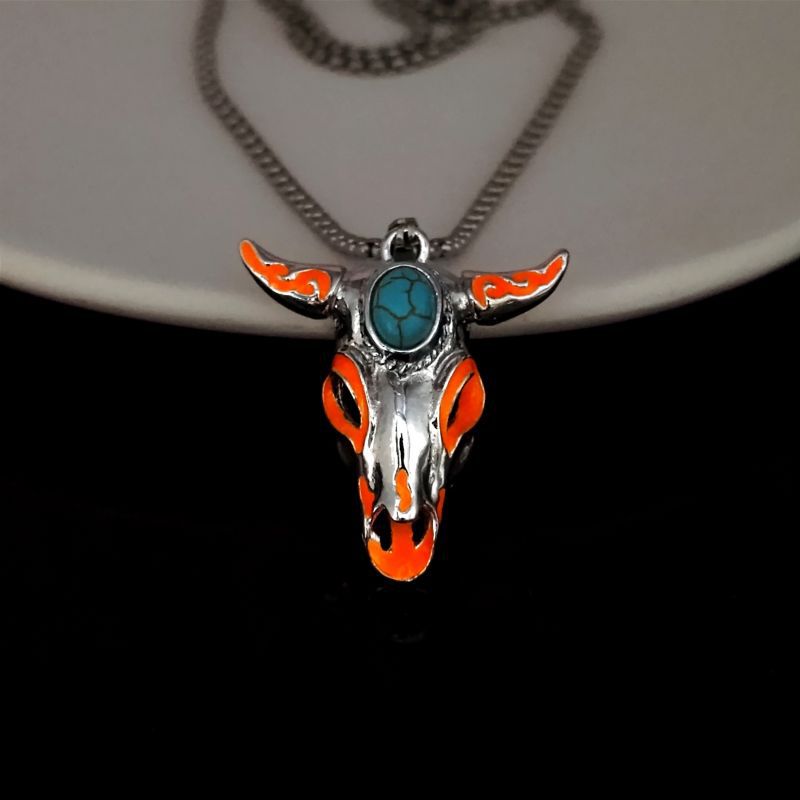 Wholesale Turquoise Skull Bull Head Stainless Steel Glowing Necklace
