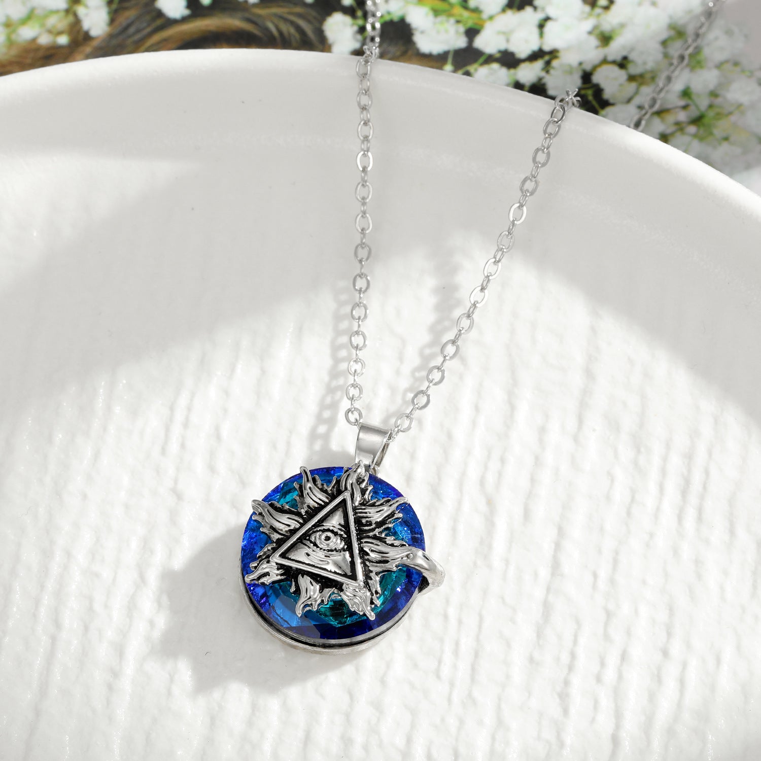 Wholesale Devil' s Eye Alloy Necklace Blue Eyes Crystal Sweater Chain