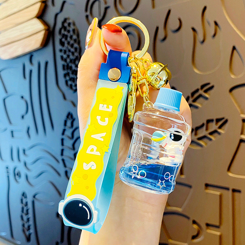 Wholesale Acrylic Creative Liquid Astronaut Floating Keychain