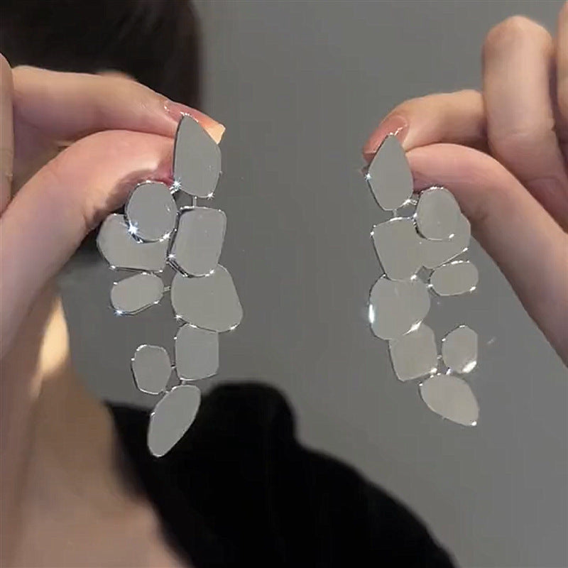 Wholesale Exaggerated irregular leaf earrings