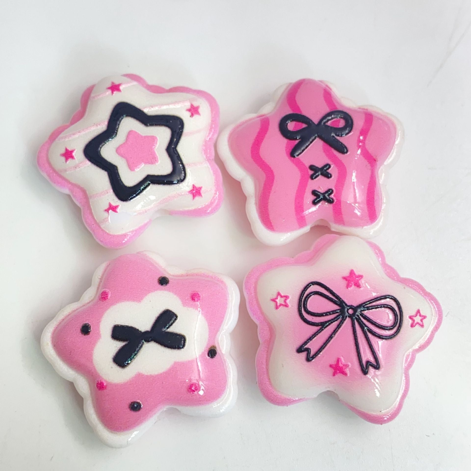Wholesale 10pcs Double-sided embossed five-pointed star DIY beads