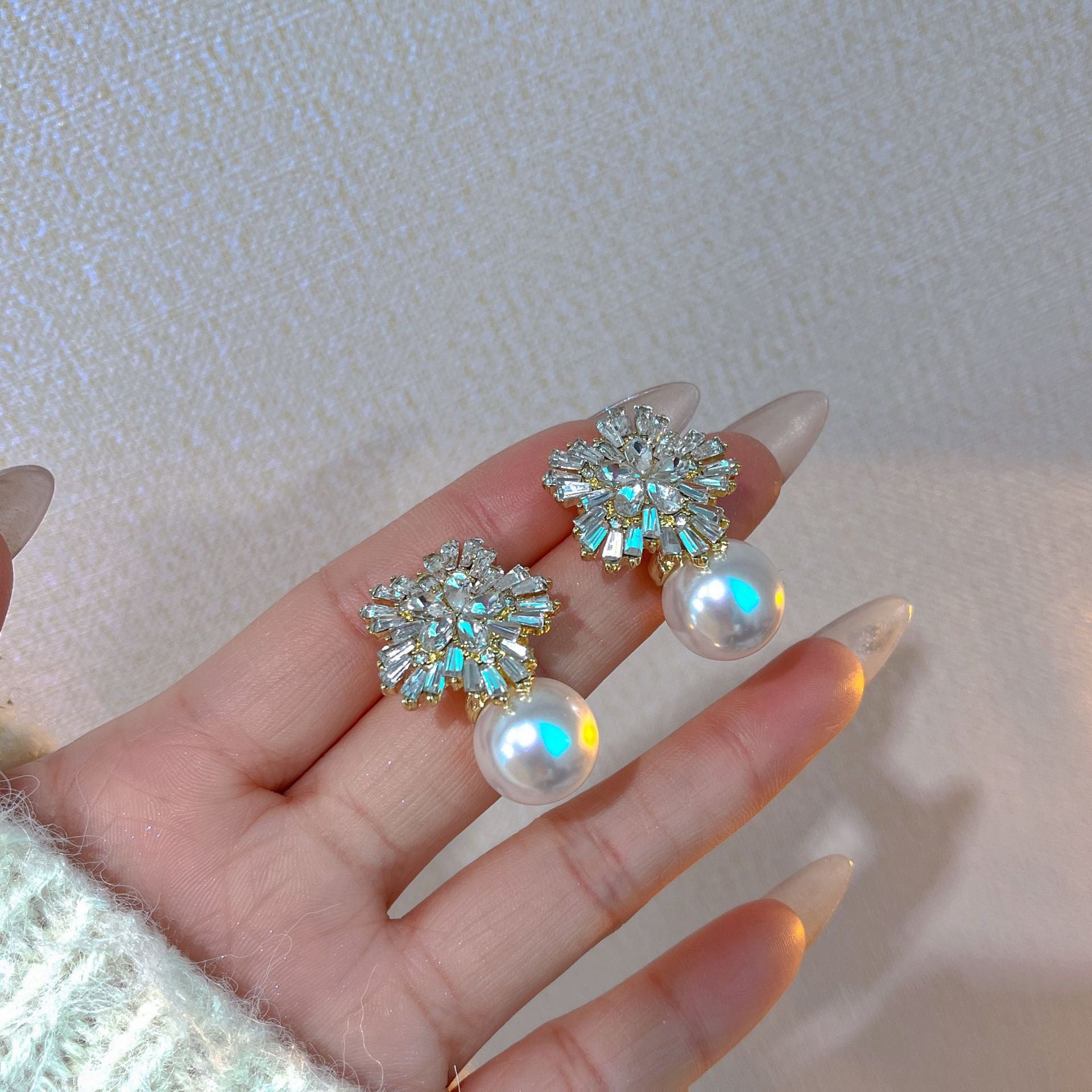 Wholesale Super Sparkling Diamond Pearl Exaggerated Earrings