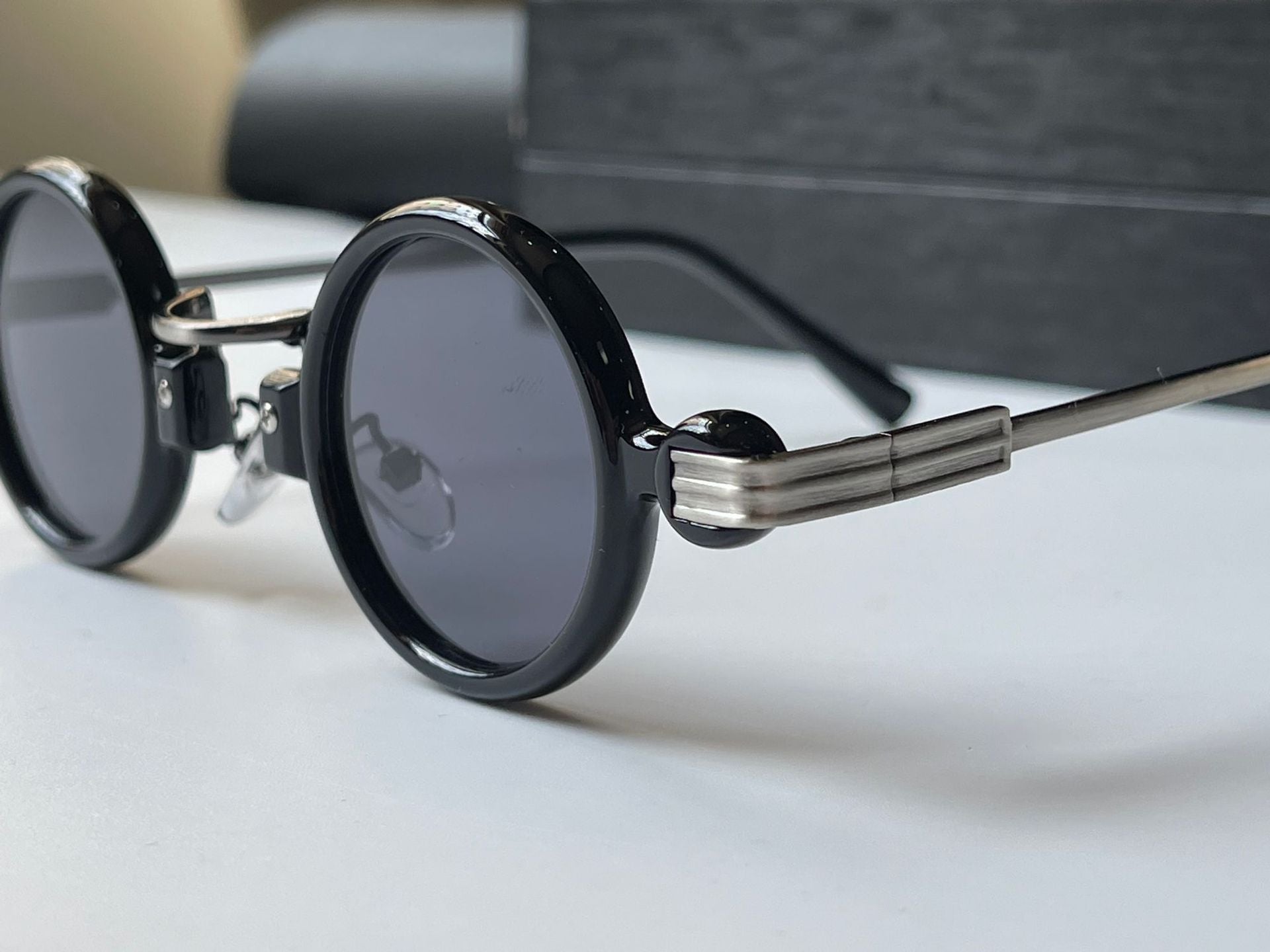 Wholesale Retro Steam Punk Small Round Frame PC Sunglasses