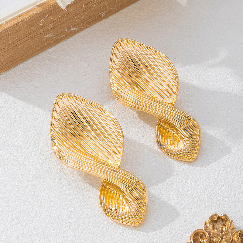 Wholesale Geometric Irregular Alloy Earring Set Trendy Electroplated Jewelry Accessory For Everyday Wear