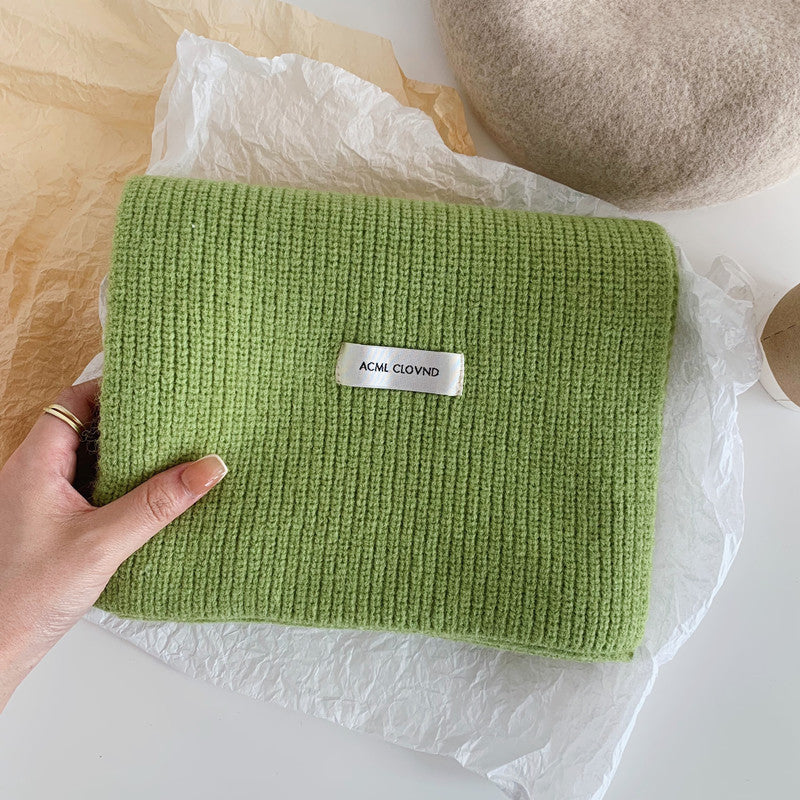 Wholesale Solid Color Knitted Warm and Thickened Woolen Scarves for Autumn and Winter