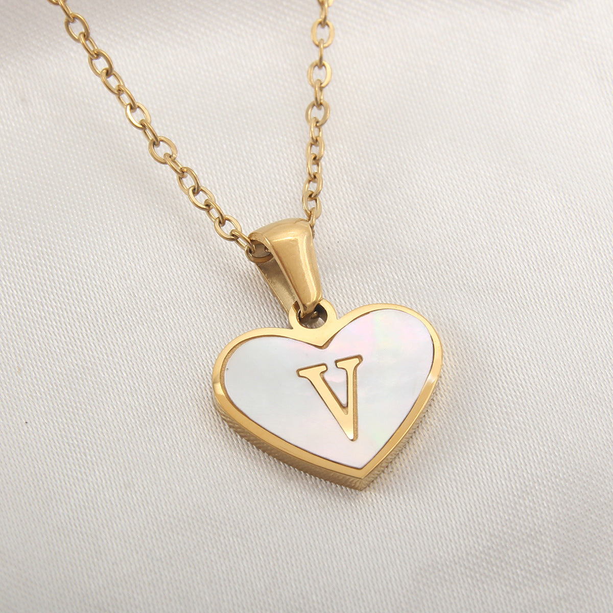 Wholesale Heart Shape Shell Stainless Steel Necklaces