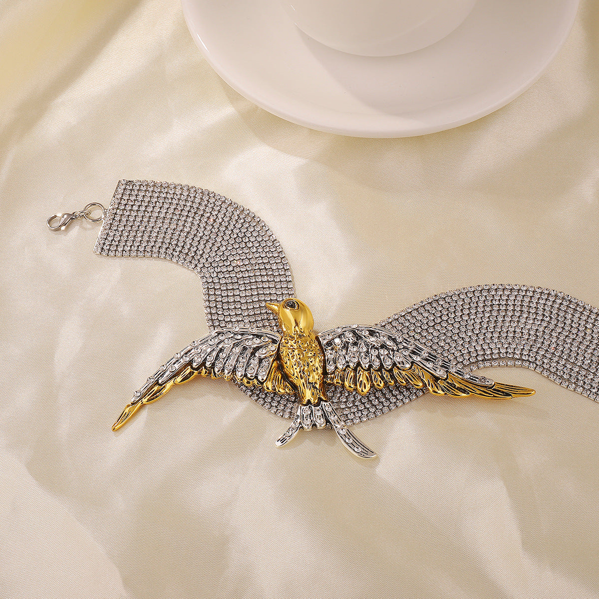 Wholesale Retro Exaggerated Fashion Bird Swallow Multi-layered Diamond Necklace