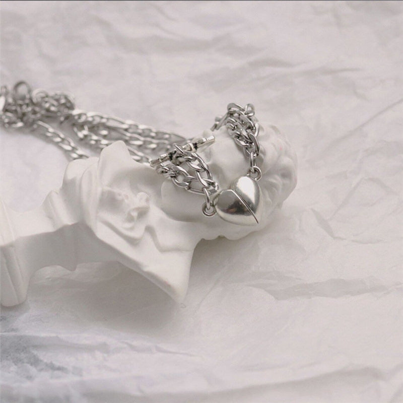 Wholesale  Heart-shaped Magnet Suction Alloy Bracelet  Valentine' s Day