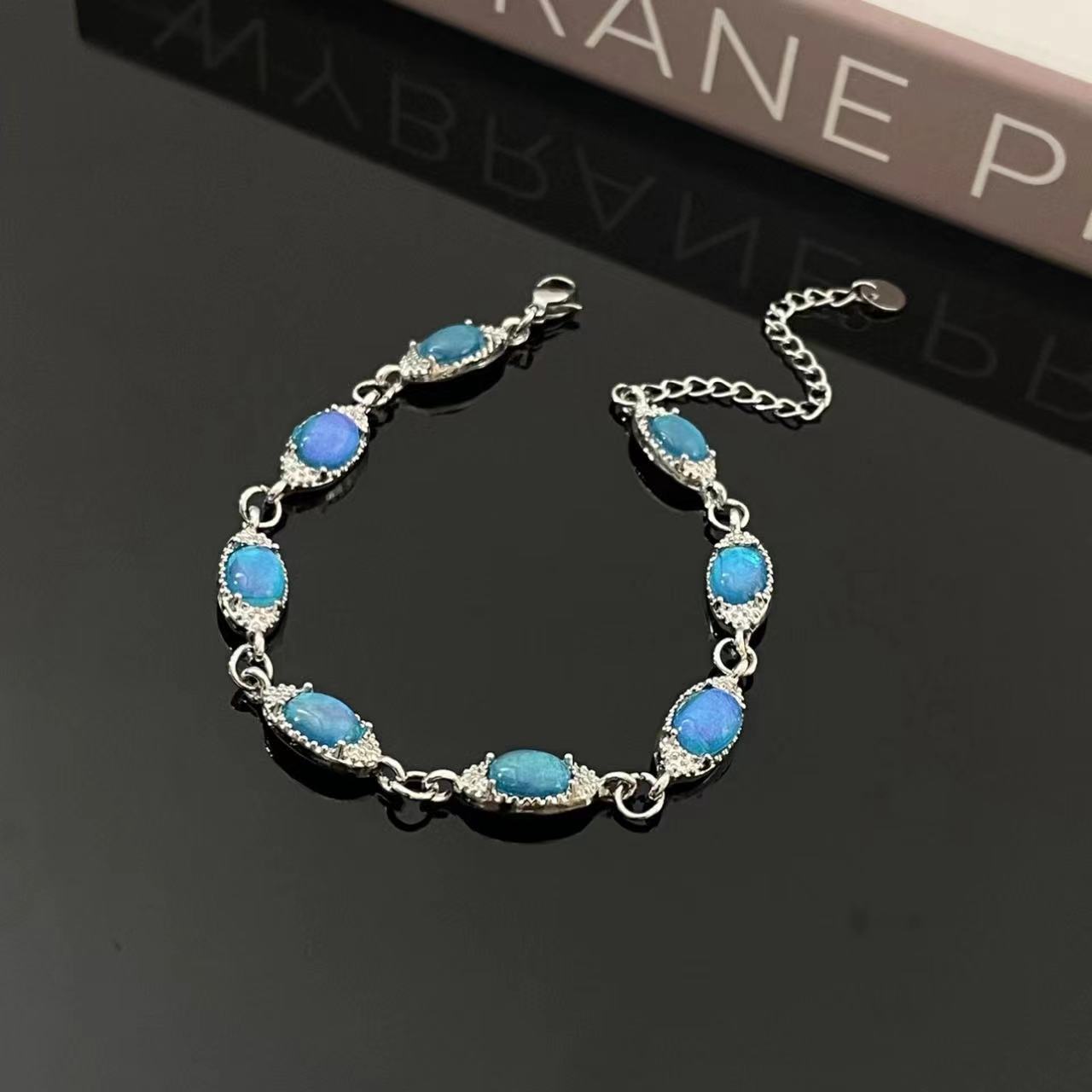 Wholesale Cool blue zircon necklace