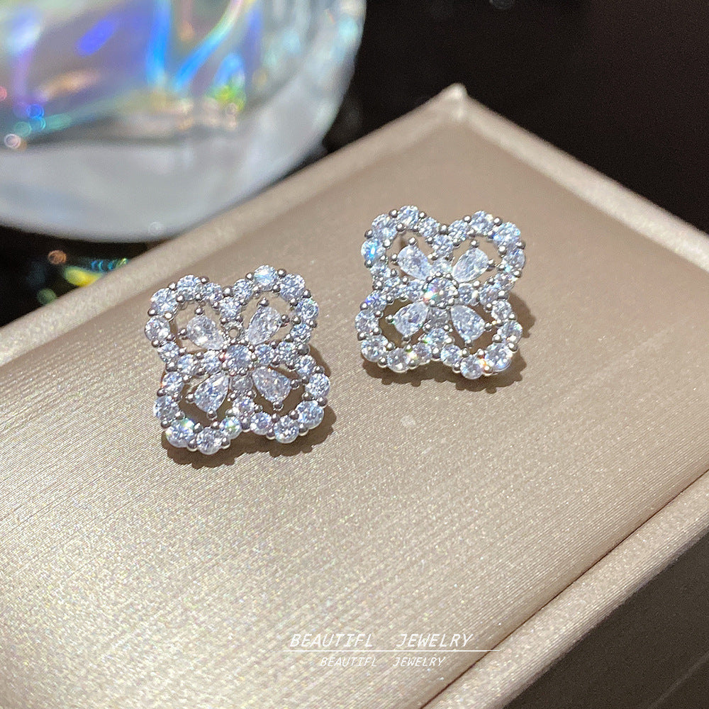 Wholesale 2pcs Flower Earrings Luxury Earrings Ear Studs