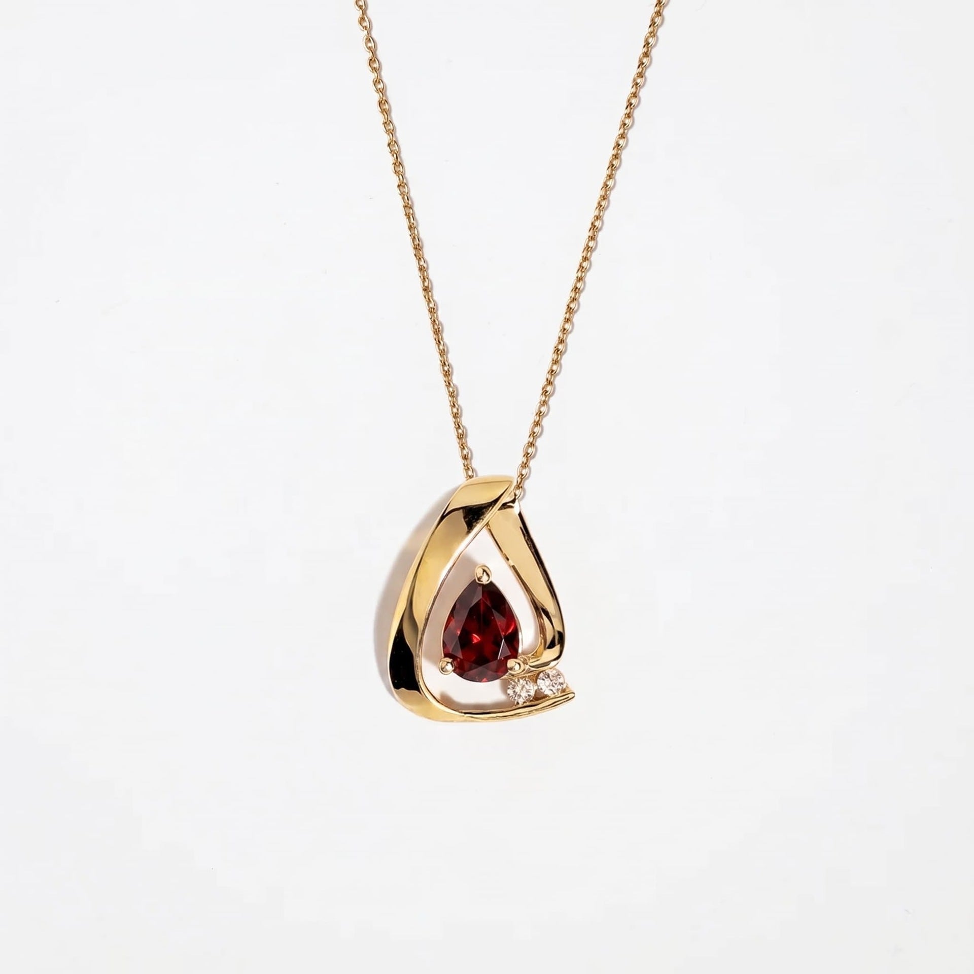 Wholesale Trendy Water Drop Red Zircon Necklace 18K Gold Plated Stainless Steel December Birthstone Gift Boutique Resale