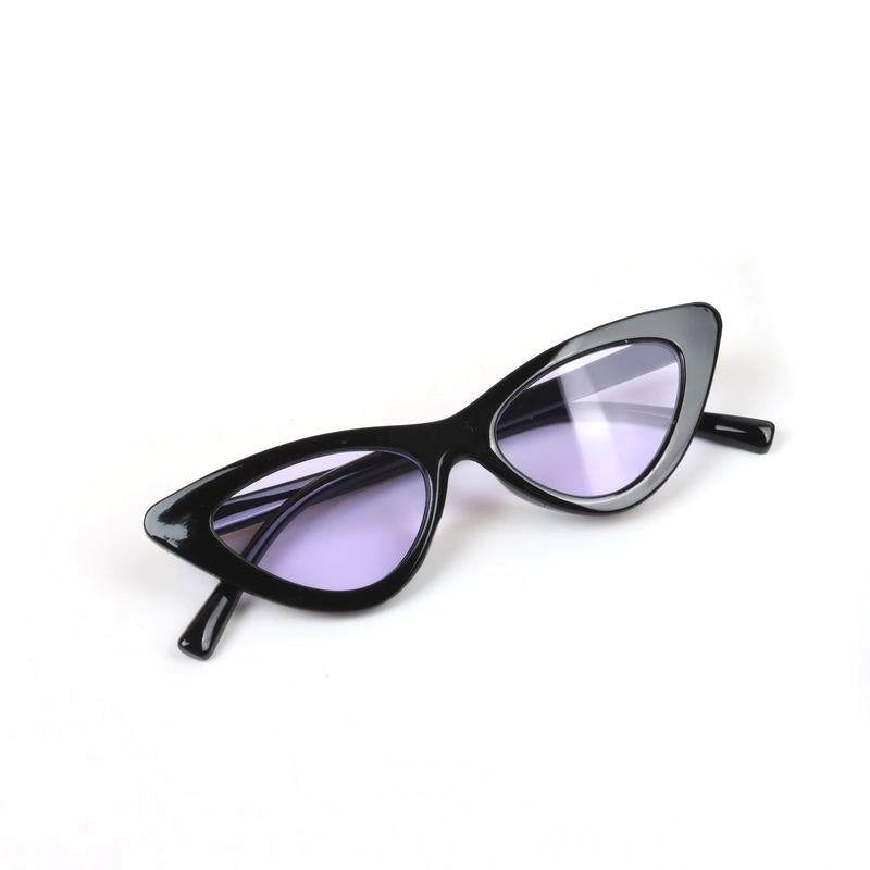 Wholesale Children's Fashion Triangle Cat's Eye Light Color Lens Sunglasses