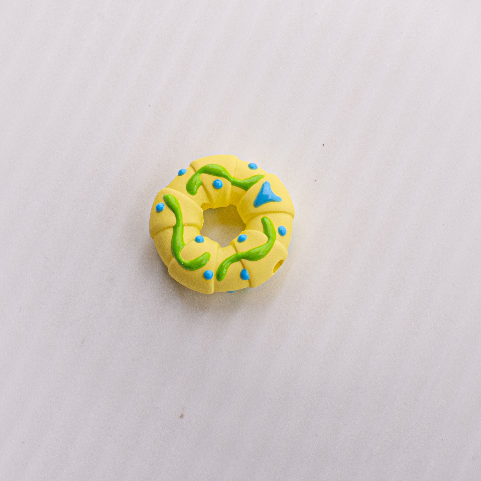 Wholesale Fun Touch Paint Hand-painted Donut Colorful Ring Acrylic Straight Hole