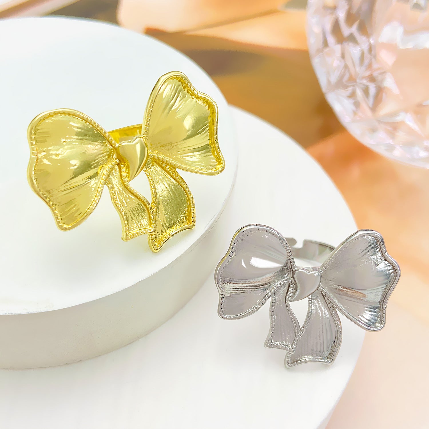 Wholesale Vintage Metal Bow Ring Micro-Inlaid Pink Zirconia Open Ring