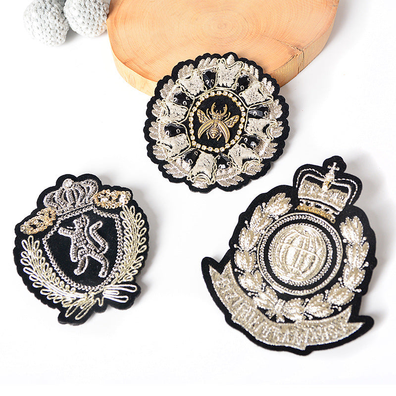 Wholesale Stylish Western College Embroidered Patches With Silver Bee And Lion Designs Acrylic Badges For Suits And School Uniforms