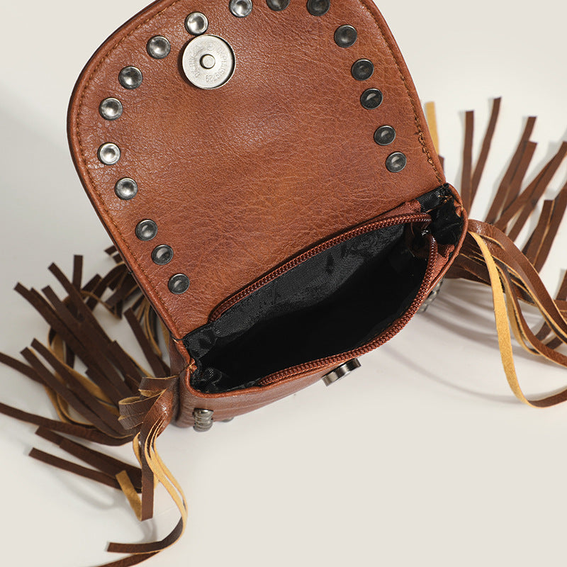 Wholesale Retro Soft Leather Crossbody Shoulder Tassel Chain Bag