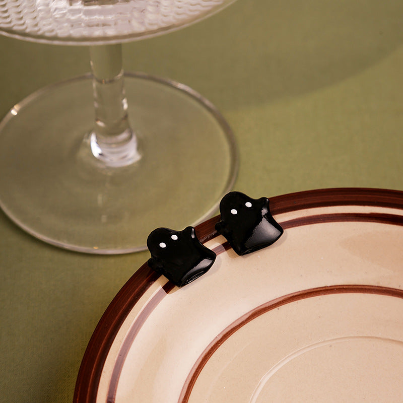 Wholesale Silver Post Cute Villain Stud Earrings Ghost Heart Alloy Earrings