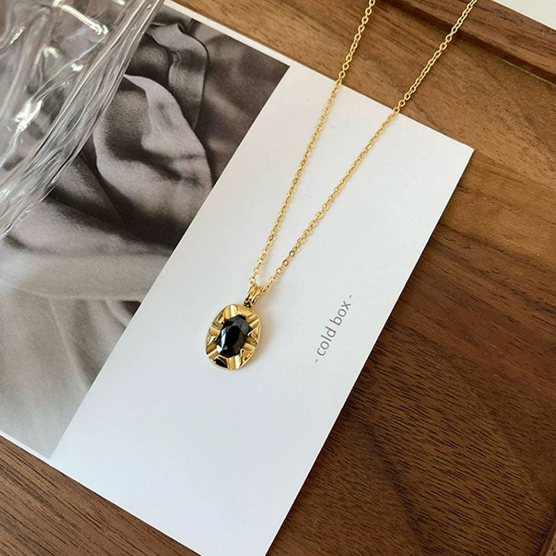 Wholesale Retro Simple Black Diamond Titanium Steel Clavicle Necklace