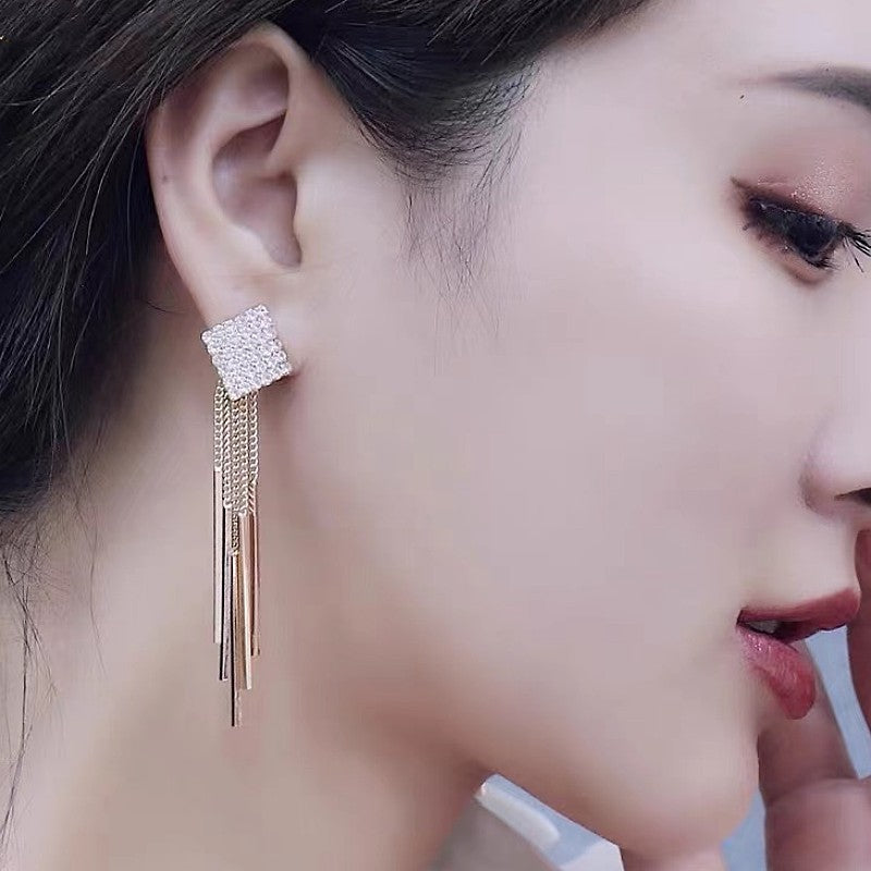 Wholesale French style personalized inlaid super shiny full diamond claw chain tassel long versatile earrings