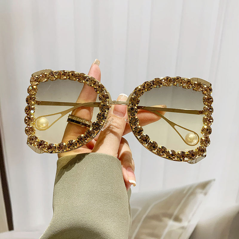 Wholesale Square Frame Diamond and Pearl Temple PC Sunglasses