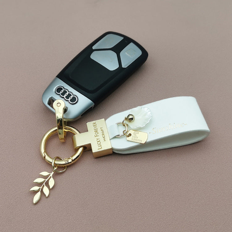 Wholesale Alloy Leather Buckle Shell Female Pendants