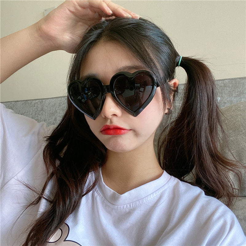 Wholesale Harajuku Love Beach Resort with Large Frame Peach Heart Beach Glasses