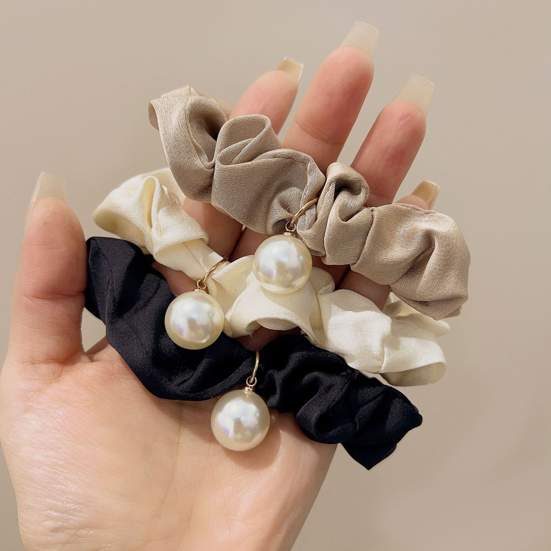 Wholesale satin hanging Pearl large hair Ring women' s hair rope hair band