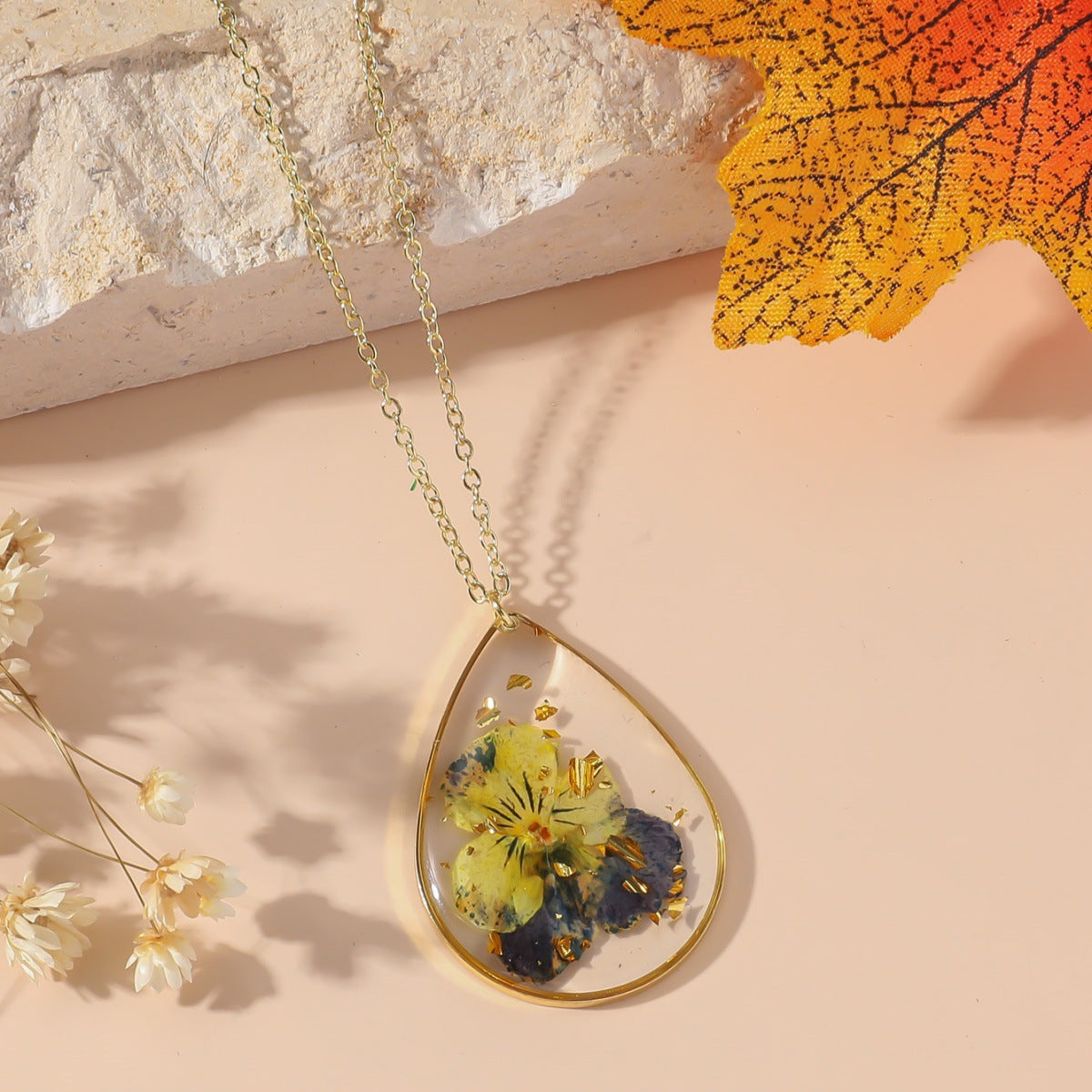 Wholesale Personalized Fashion All-match Niche Design Immortal Dried Flower Long Necklace