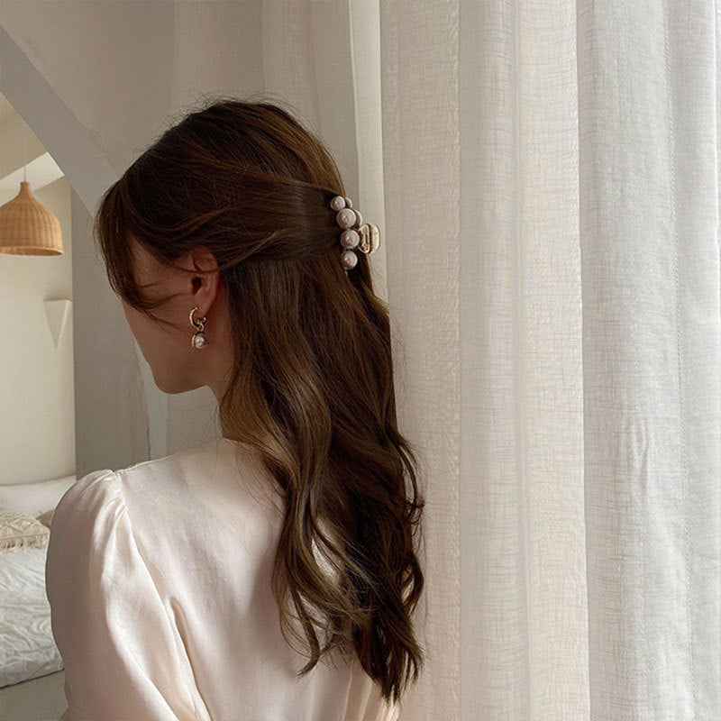 Wholesale pearl hair back head shark clip